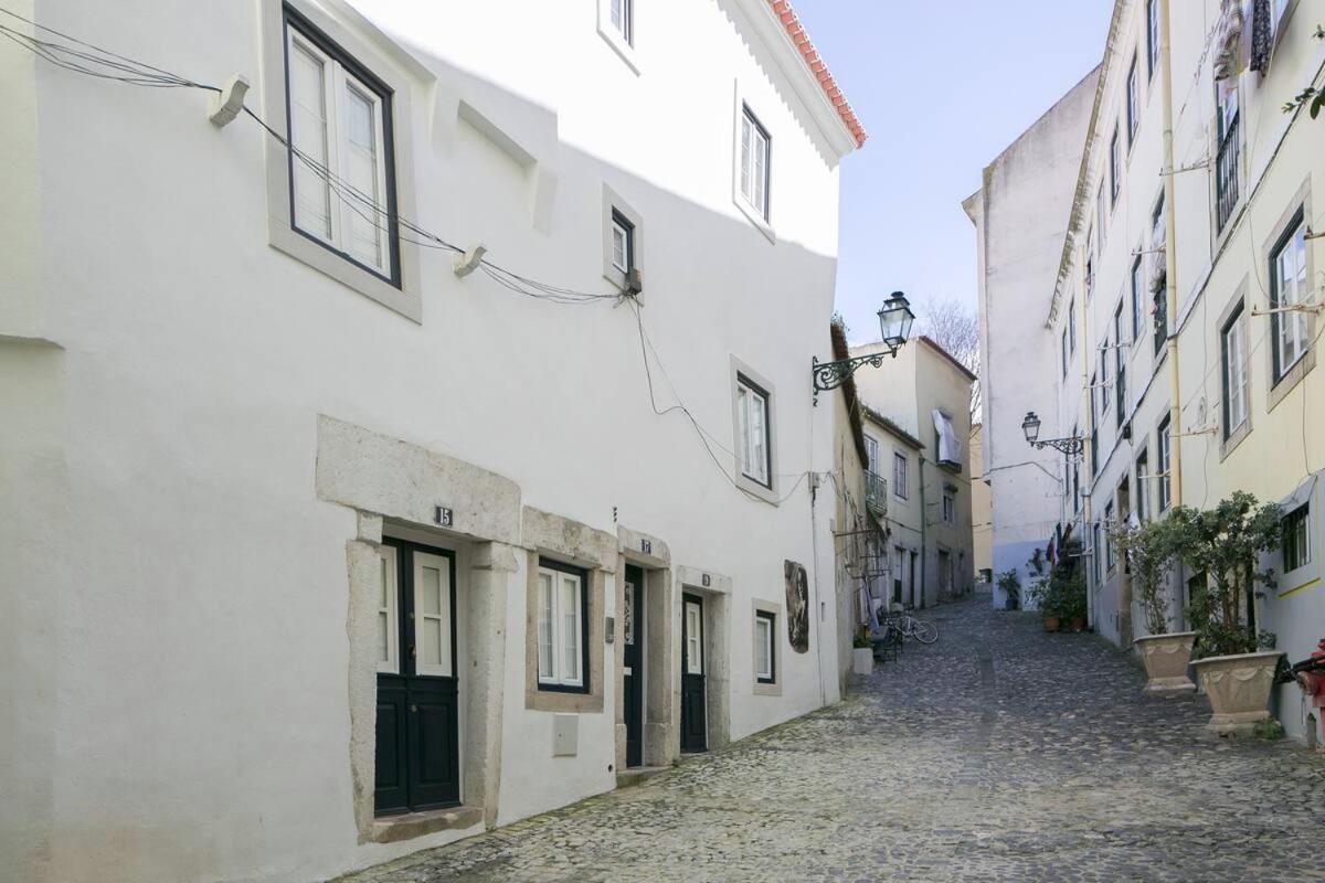 Central Lisbon Cozy & Near The Subway Apartment Exterior photo