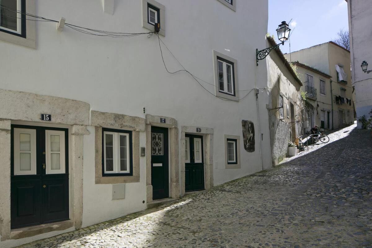 Central Lisbon Cozy & Near The Subway Apartment Exterior photo